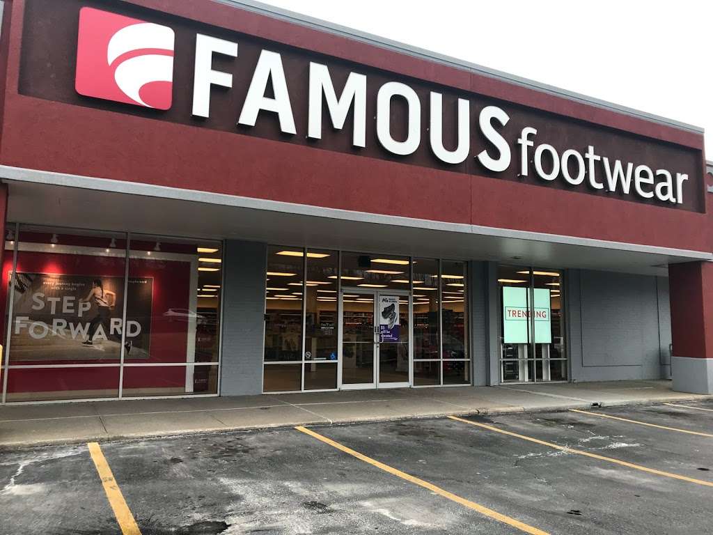 Famous Footwear | INDEPENCENCE PLAZA, 18675 East 39th St S, Independence, MO 64057, USA | Phone: (816) 394-2036