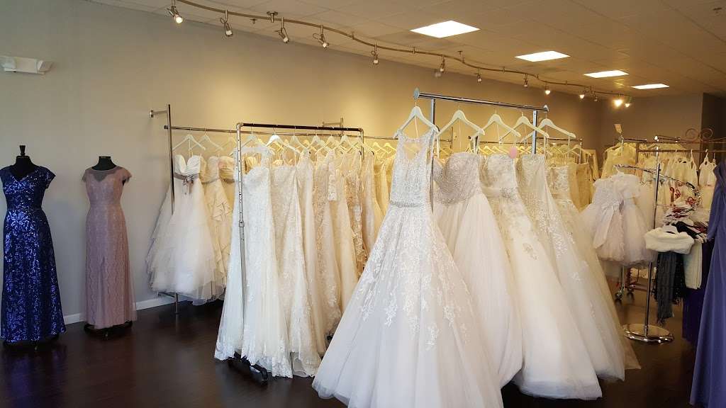 White Orchid Bridal | 12420 Archer Ave, Lemont, IL 60439 | Phone: (630) 257-2774