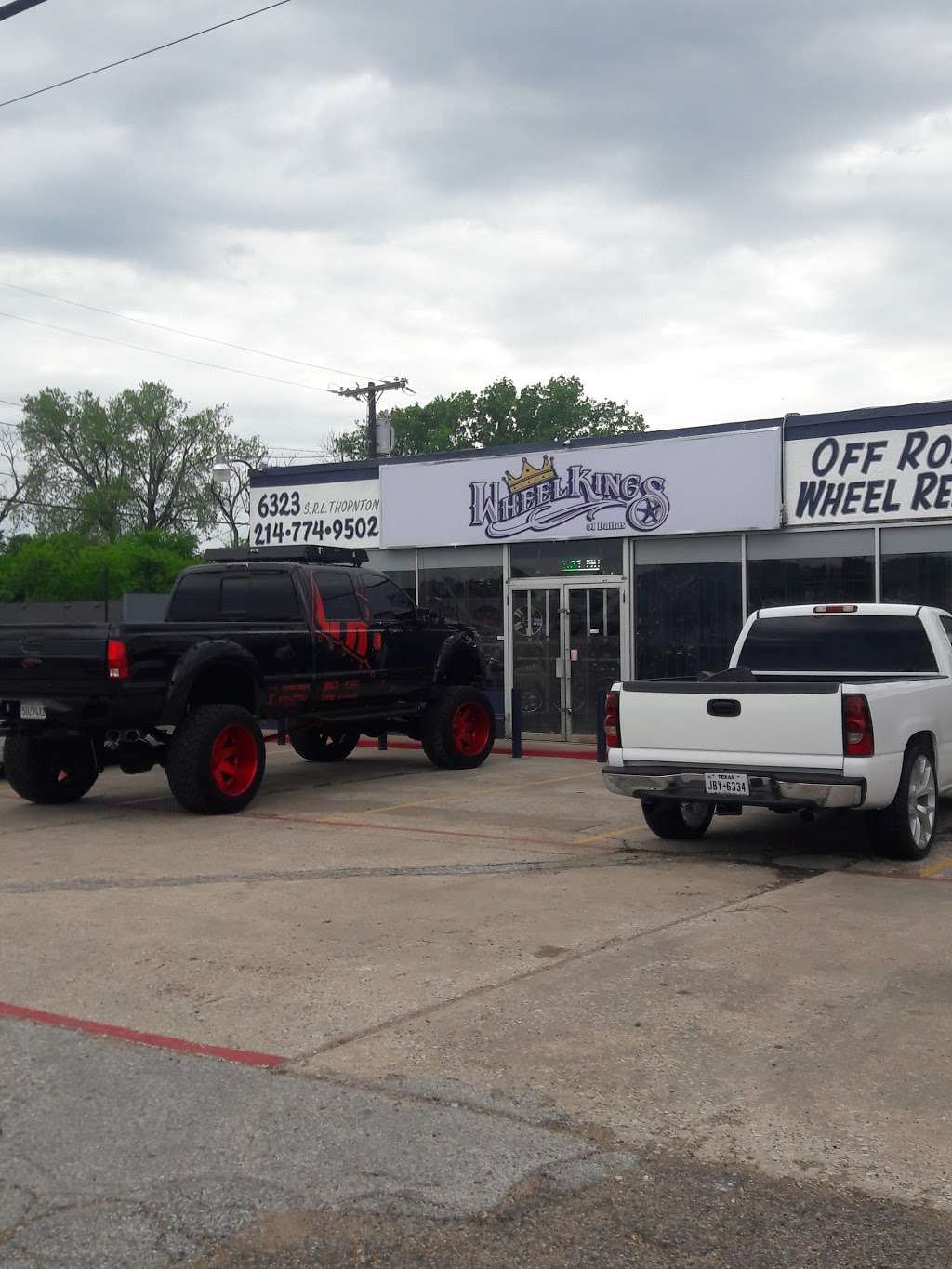 Wheel Kings of Dallas | 6323 S R L Thornton Fwy, Dallas, TX 75232, USA | Phone: (214) 774-9502