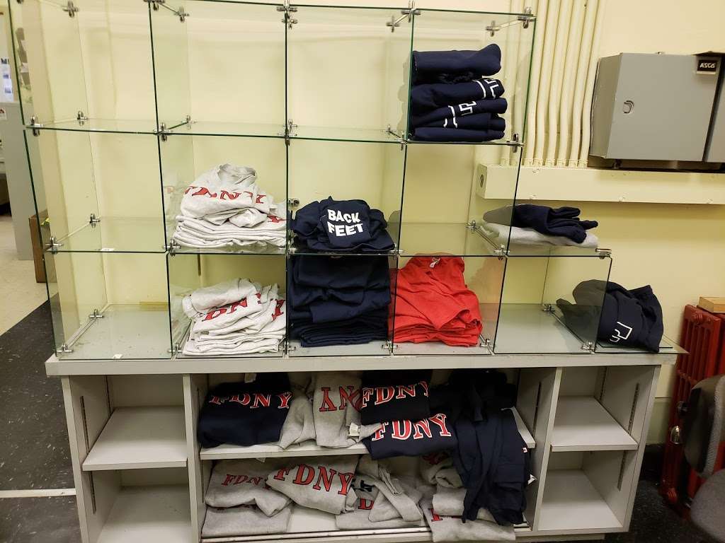 VF Imagewear FDNY Quartermaster | 333 Pratt Ave, Bayside, NY 11359, USA | Phone: (718) 352-2363