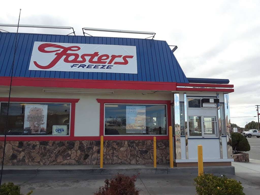 Fosters Freeze | 1580 Main St, Barstow, CA 92311, USA | Phone: (760) 256-8842