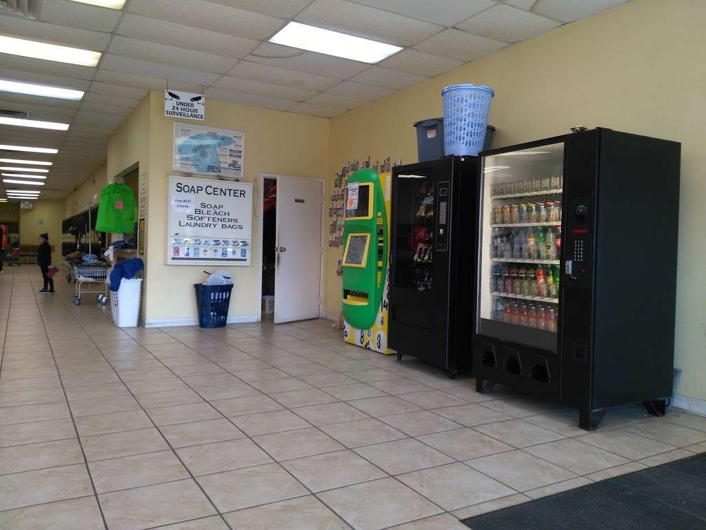 Squeaky Clean Laundromat | 862 E Street Rd, Warminster, PA 18974, USA | Phone: (215) 364-3962