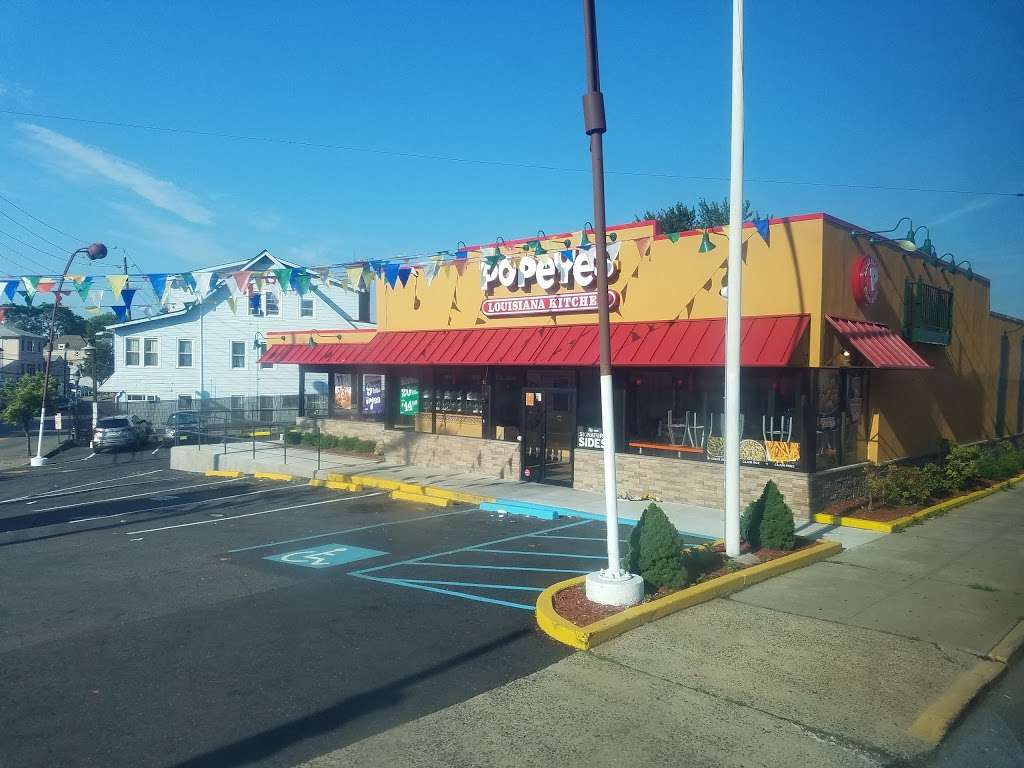 Popeyes Louisiana Kitchen | 1318 Liberty Ave, Hillside, NJ 07205, USA | Phone: (908) 686-8052