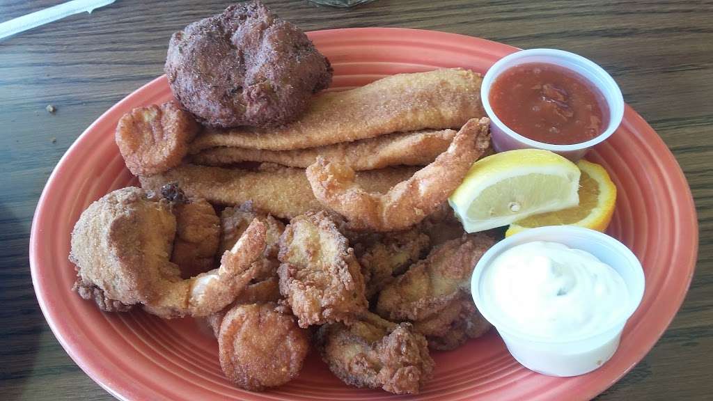Wilkersons Seafood Restaurant | 3900 McKinney Blvd, Colonial Beach, VA 22443, USA | Phone: (804) 224-7117