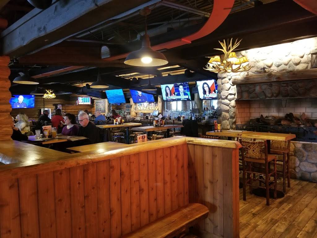 Gilberts Lodge | 22335 Harper Ave, St Clair Shores, MI 48080, USA | Phone: (586) 772-9720