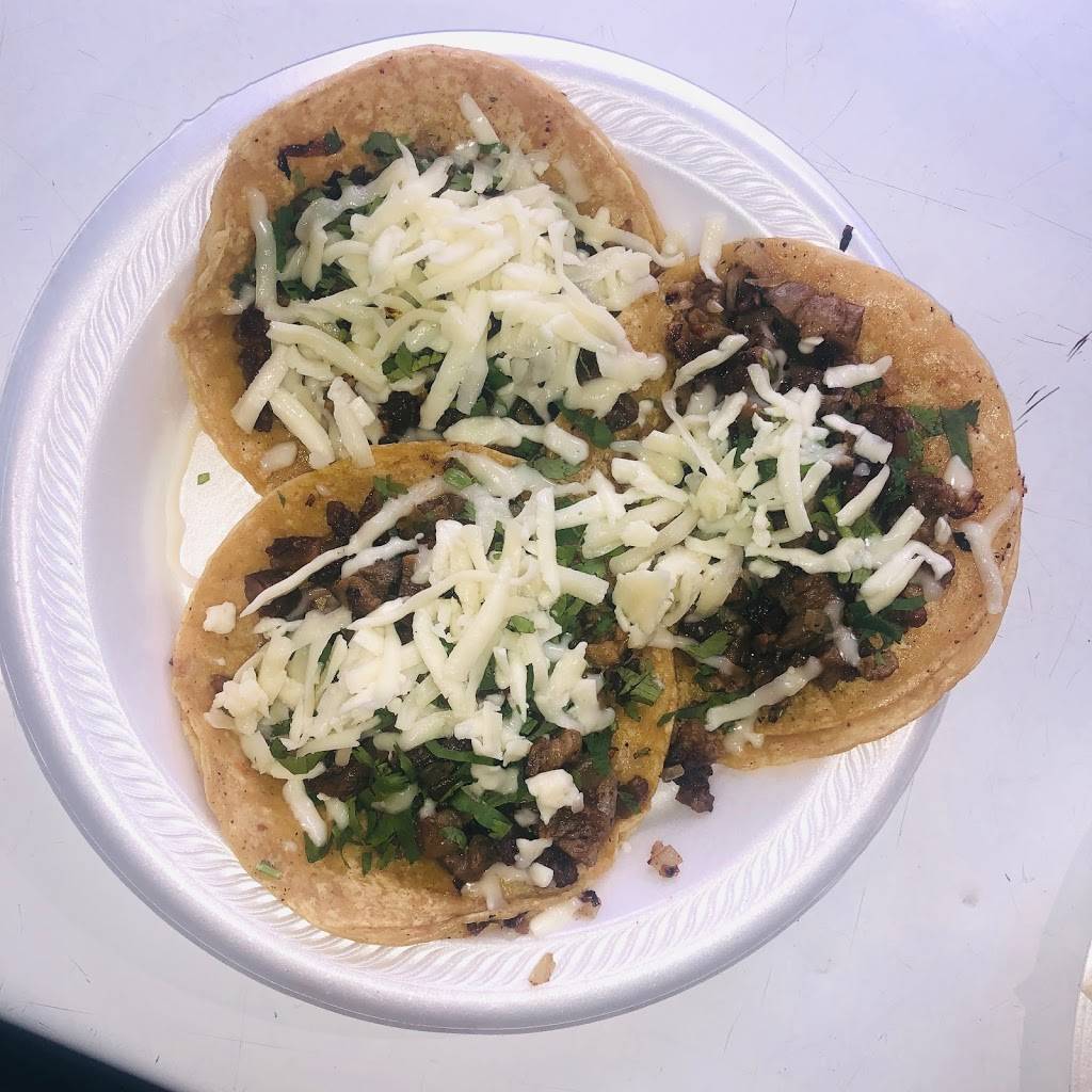 Panchitos Tacos Truck | 4900 W Gladys Ave, Chicago, IL 60644, USA | Phone: (773) 574-5964