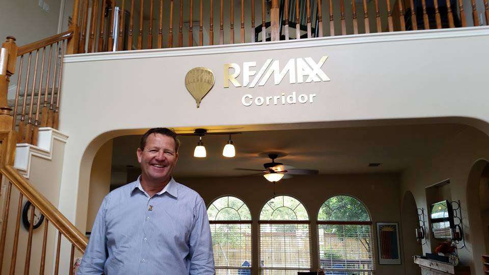 RE/MAX Corridor | 17156 IH 35 N, Schertz, TX 78154, USA | Phone: (210) 659-6700