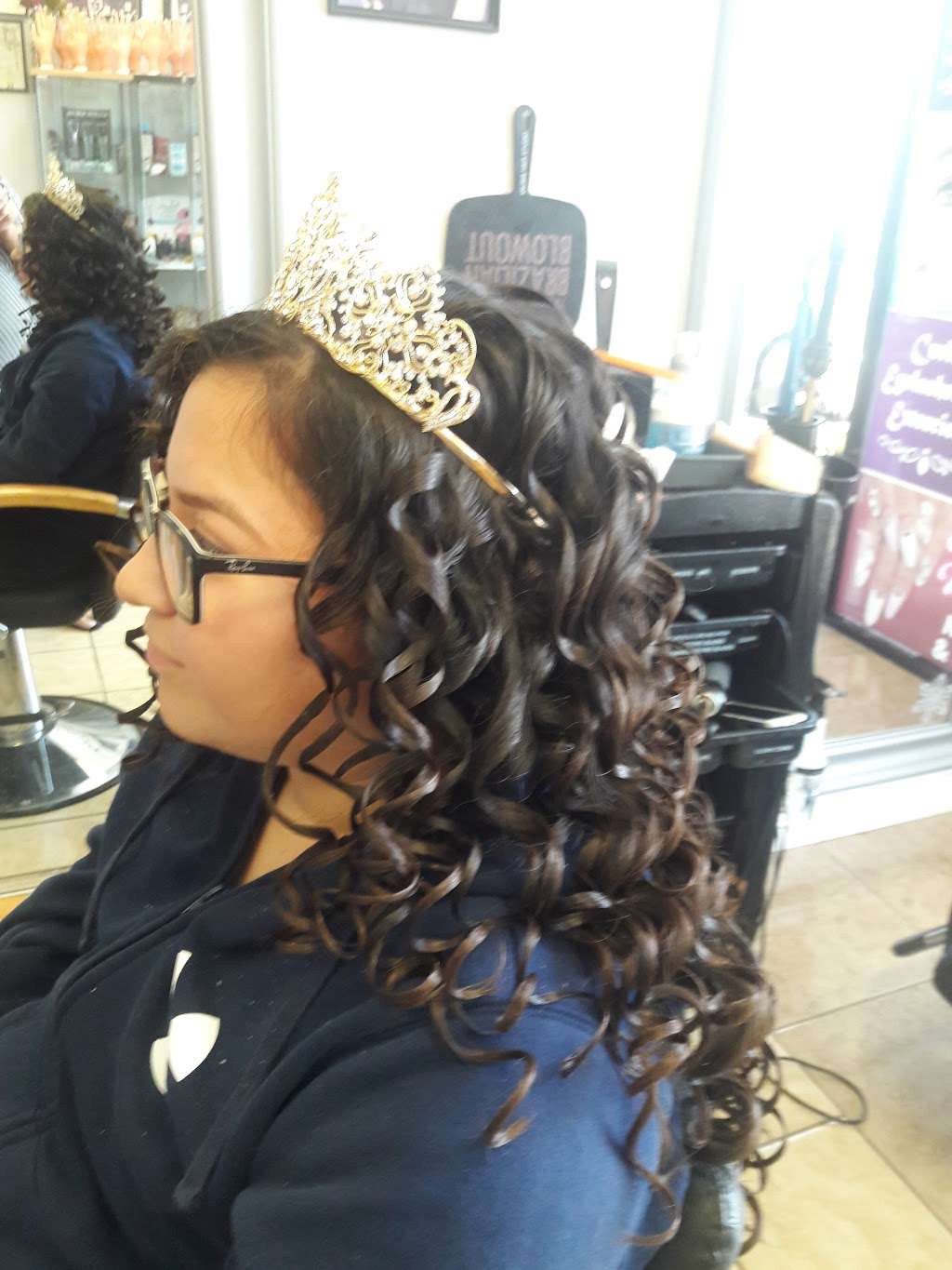 Anubis hair studio | 11220 Laurel Canyon Blvd Unit 109, San Fernando, CA 91340, USA | Phone: (818) 421-7134