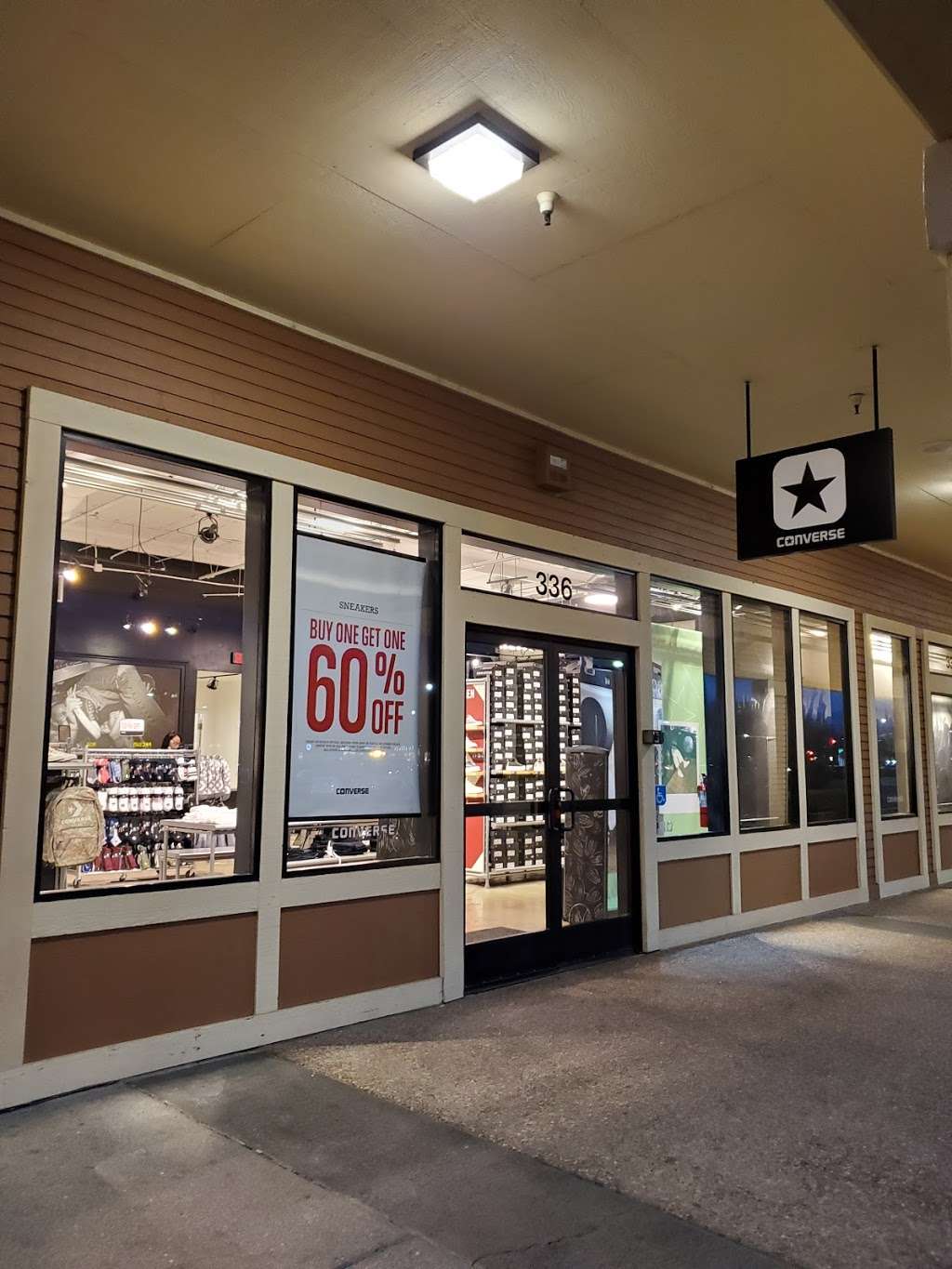 converse outlet in vacaville