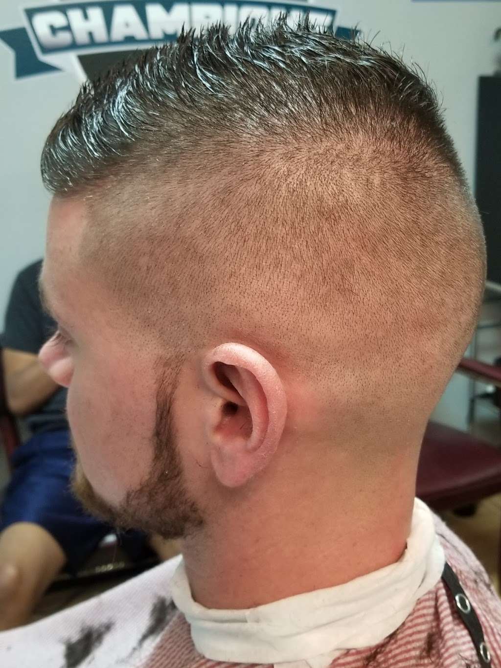 SMOOTH CUTS by RAY J | 665 W, I-635, Irving, TX 75063, USA | Phone: (972) 921-3936