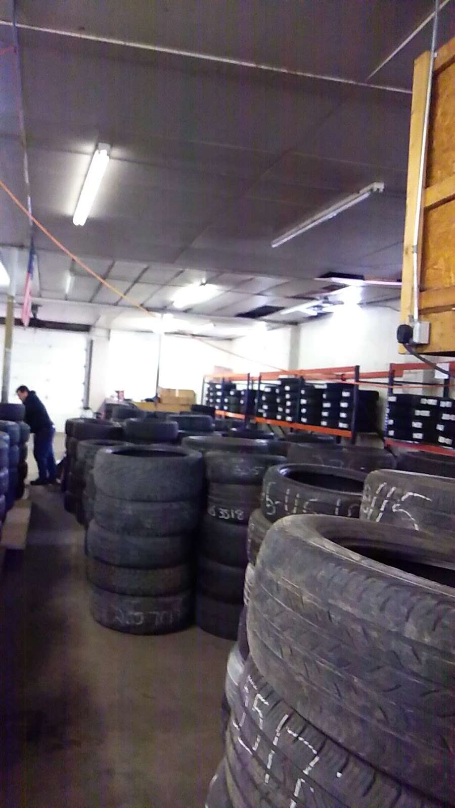 Happy Way Tire Shop | 1418 E Ridge Rd, Gary, IN 46409, USA | Phone: (219) 979-8930