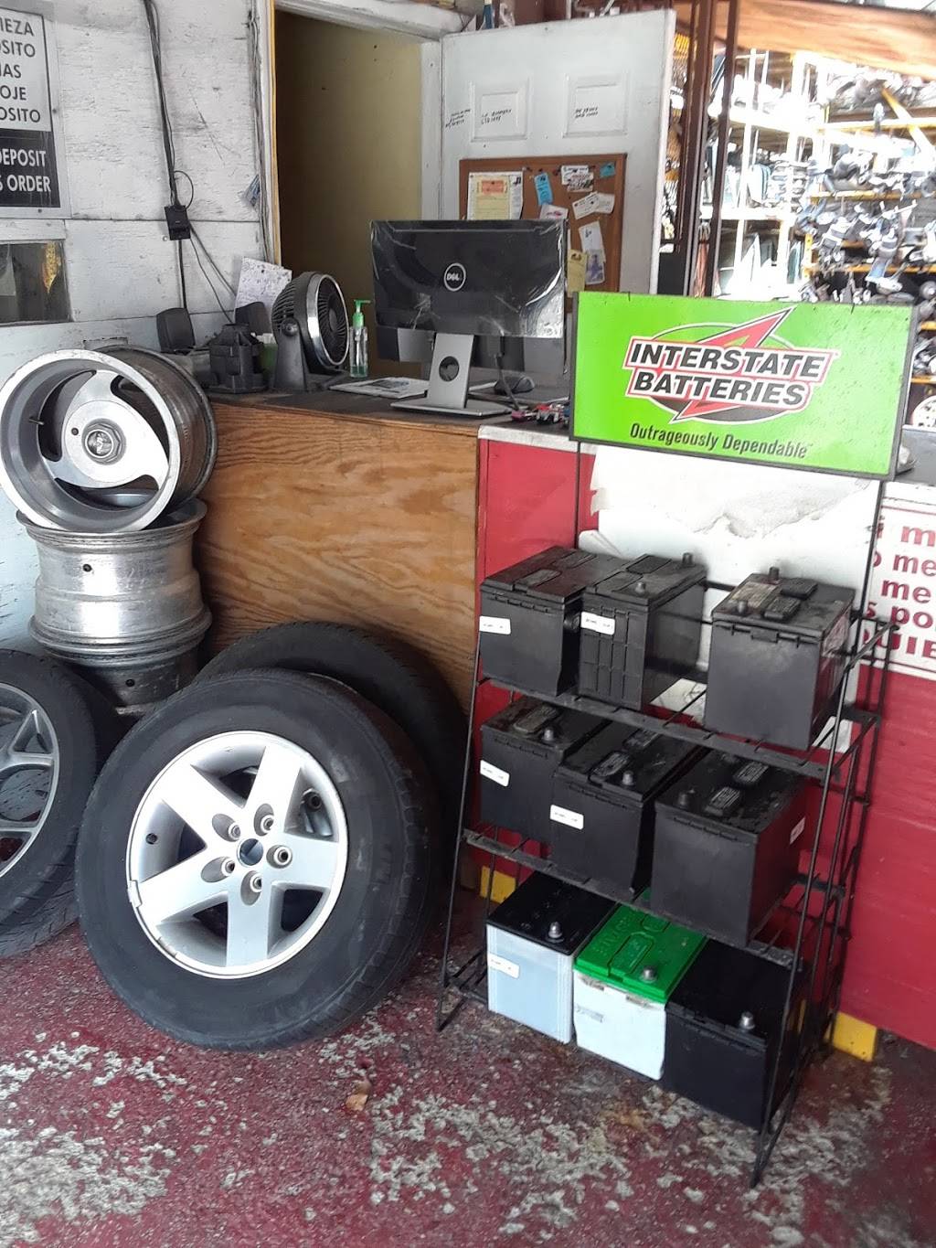 Barbara used auto parts | 4605 NW 37th Ave, Miami, FL 33142, USA | Phone: (305) 633-1822