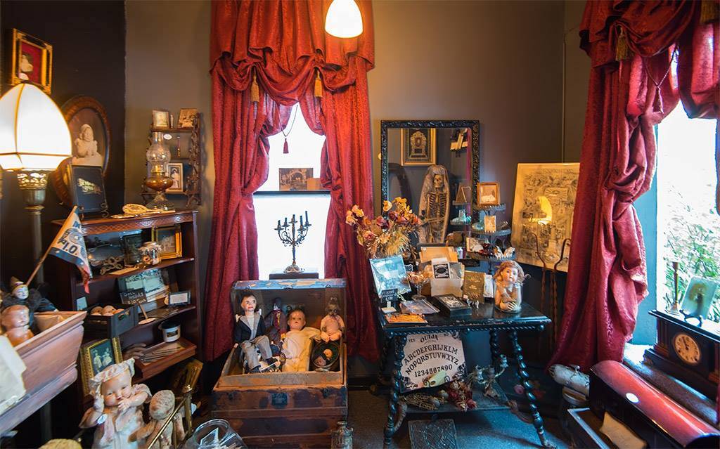 Noir Arts & Oddities | 1101 Mulberry St, Kansas City, MO 64101, USA | Phone: (816) 533-4589