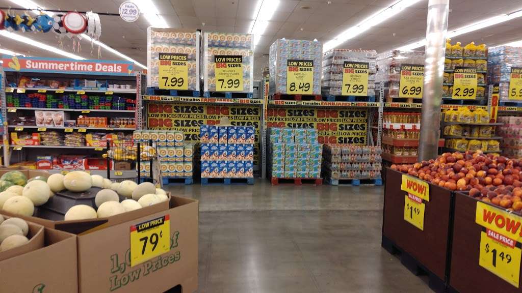 Food 4 Less | 4250 Van Buren Boulevard, Riverside, CA 92503, USA | Phone: (951) 352-8353