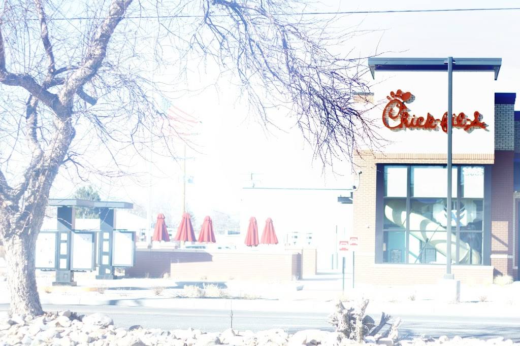 Chick-fil-A Broadway & Dartmouth | 3085 S Broadway, Englewood, CO 80113, USA | Phone: (303) 781-1115