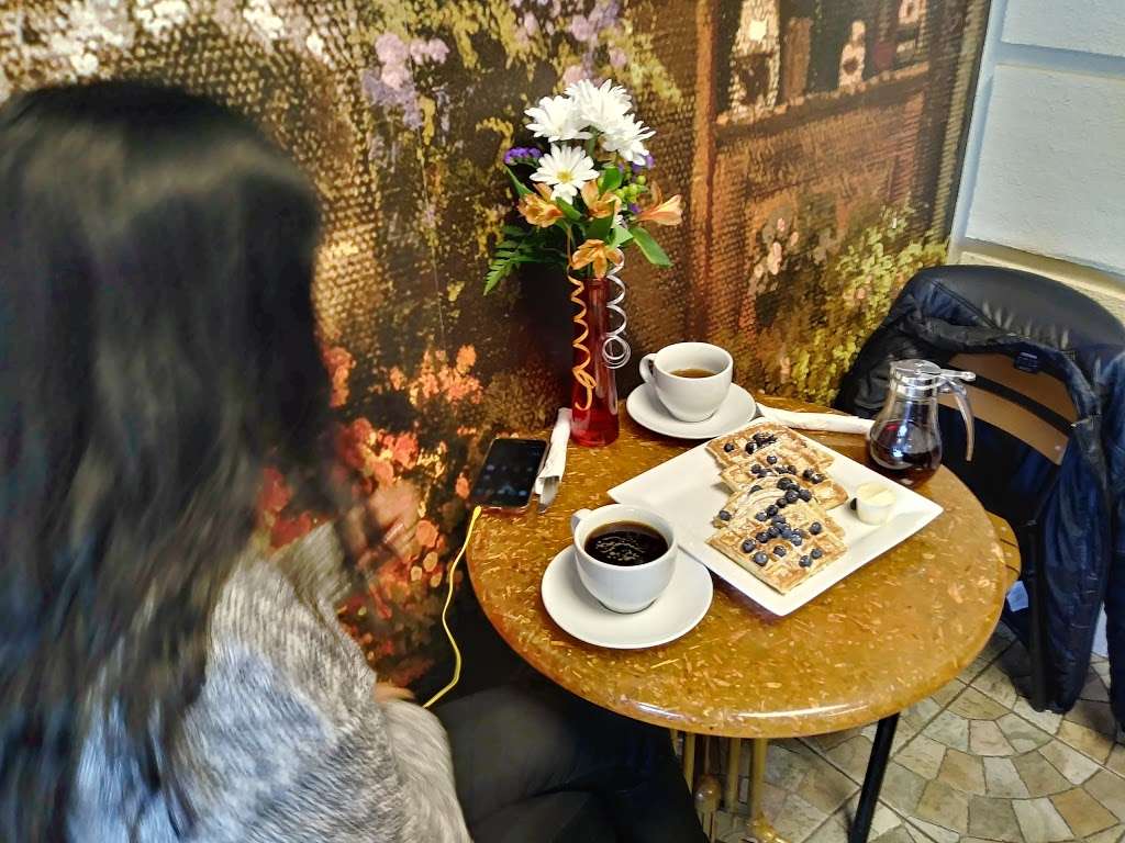 Cafe Flora | 100 Springdale Rd, Cherry Hill, NJ 08003, USA | Phone: (856) 354-1133