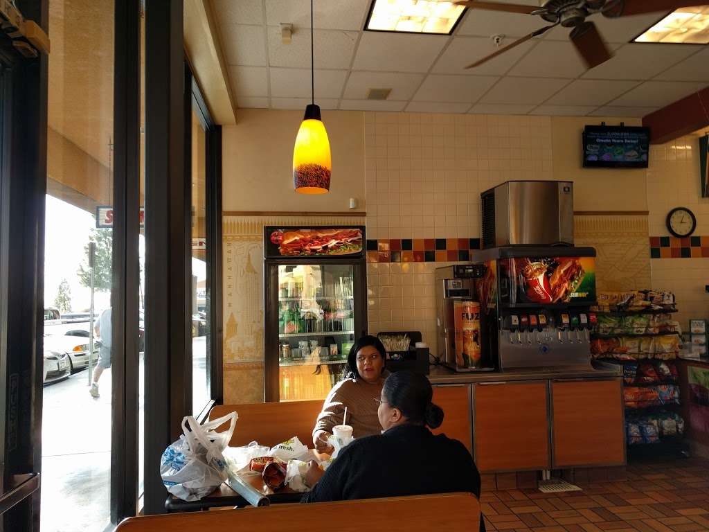 Subway | 4130 E Highland Ave, Highland, CA 92346, USA | Phone: (909) 425-2800