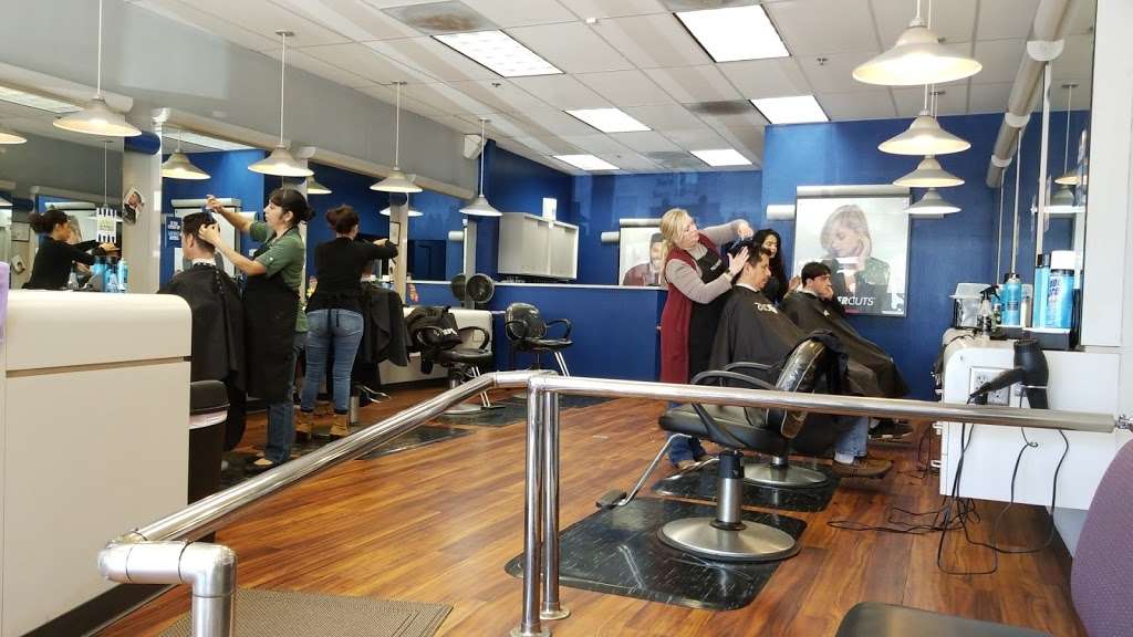 Supercuts | 4255 E Main St #9, Ventura, CA 93003, USA | Phone: (805) 644-9700