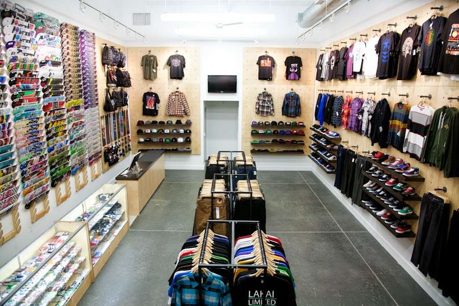 Escapist Skateboarding | 880F NW Blue Pkwy, Lees Summit, MO 64086 | Phone: (816) 554-2504