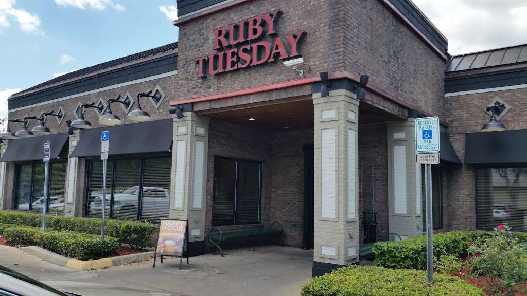 Ruby Tuesday | 1212 Saxon Blvd, Orange City, FL 32763 | Phone: (386) 917-0300