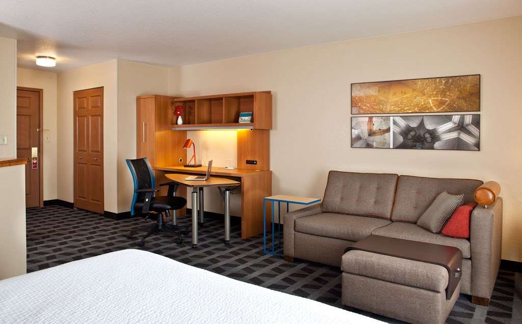 TownePlace Suites by Marriott Denver Southwest/Littleton | 10902 W Toller Dr, Littleton, CO 80127 | Phone: (303) 972-0555