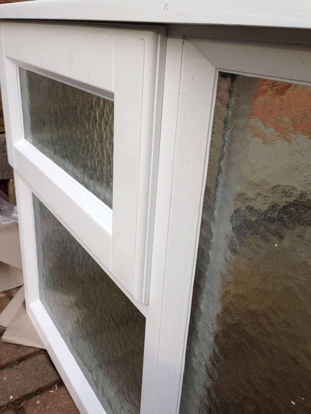 Bespoke Sash Windows Ltd | Unit 5J Vallance-by-ways, Charlwood, Horley RH6 0BT, UK | Phone: 01293 863893