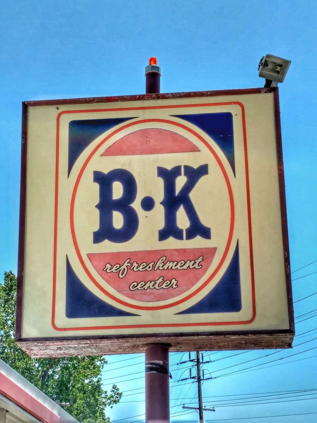 B & K Rootbeer | 511 Northwestern Ave, Monticello, IN 47960, USA | Phone: (574) 583-3844