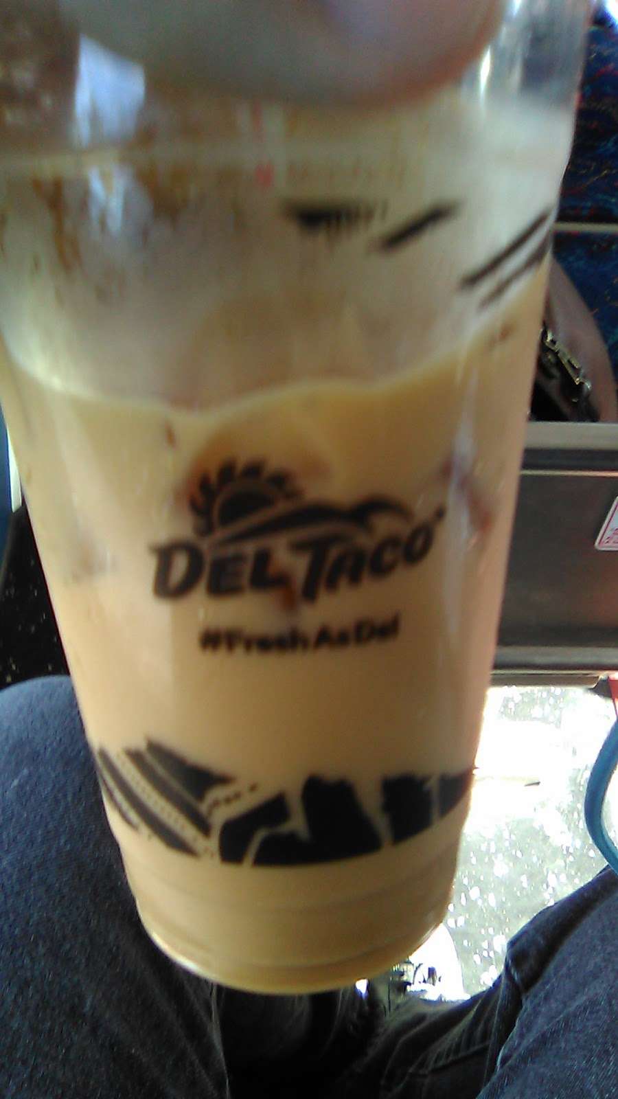 Del Taco | 25024 Alessandro Blvd, Moreno Valley, CA 92553, USA | Phone: (951) 924-4435