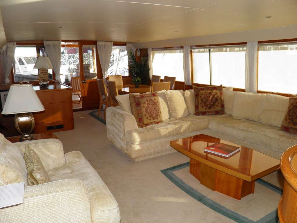 Boat Bed and Breakfast San Diego | 2240 Shelter Island Dr, San Diego, CA 92106, USA | Phone: (619) 743-8600
