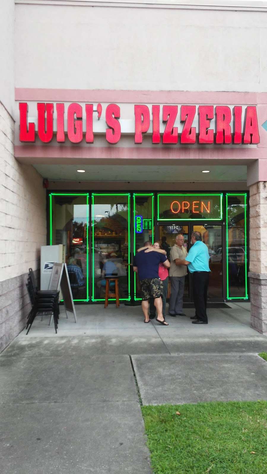 Luigis Pizzeria & Ristorante | 3824 Clyde Morris Blvd, Port Orange, FL 32129, USA | Phone: (386) 761-6633