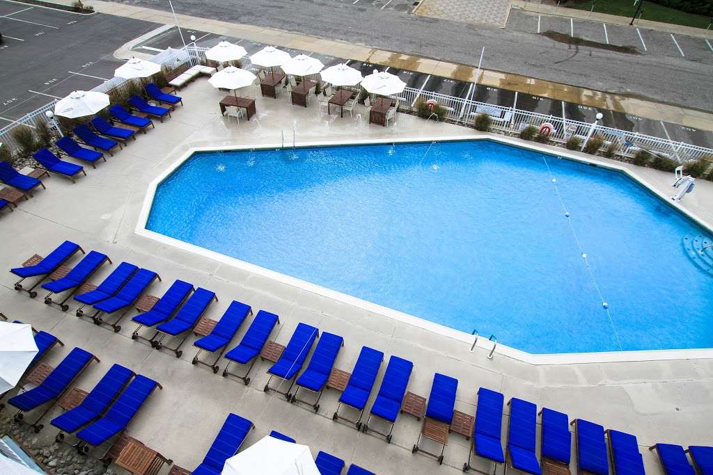 ICONA Diamond Beach - Wildwood Crest Beachfront Hotel | 9701 Atlantic Ave, Wildwood Crest, NJ 08260, USA | Phone: (609) 729-6600