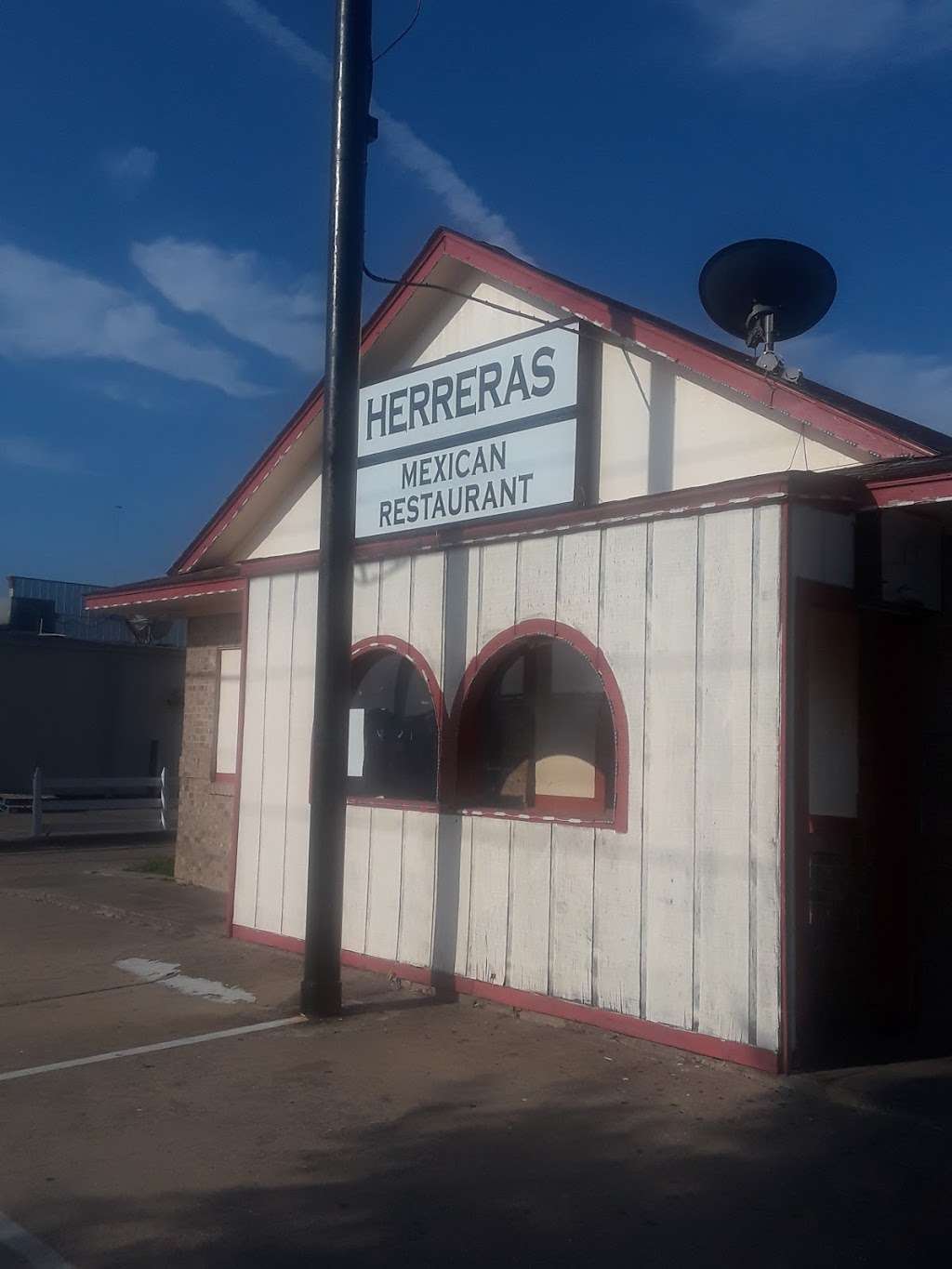 Herreras Mexican Restaurant #3 | 8734 s N Hwy 6 Loop, Navasota, TX 77868, USA | Phone: (936) 825-2106