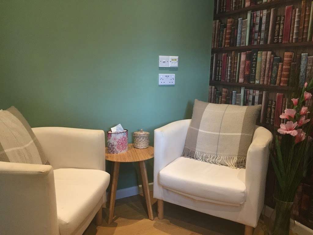 At Ease Therapy | at ease therapy, Hollymoor Lane, Epsom KT19 9BZ, UK | Phone: 07971 314756