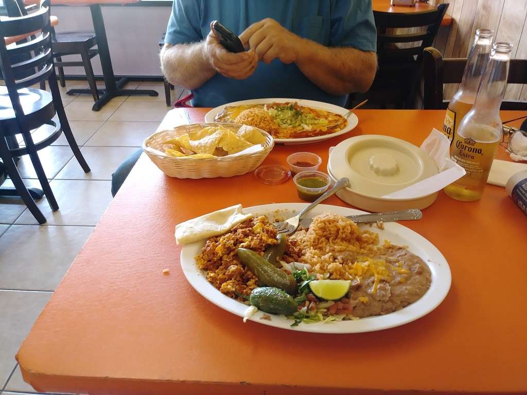 Ochoas Mexican Restaurant | 3080 Marlow Rd # 810, Santa Rosa, CA 95403, USA | Phone: (707) 575-1727