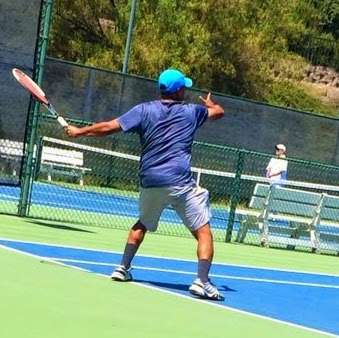 Julios Tennis Lessons | 175 Holly Park Cir, San Francisco, CA 94110 | Phone: (415) 678-8314