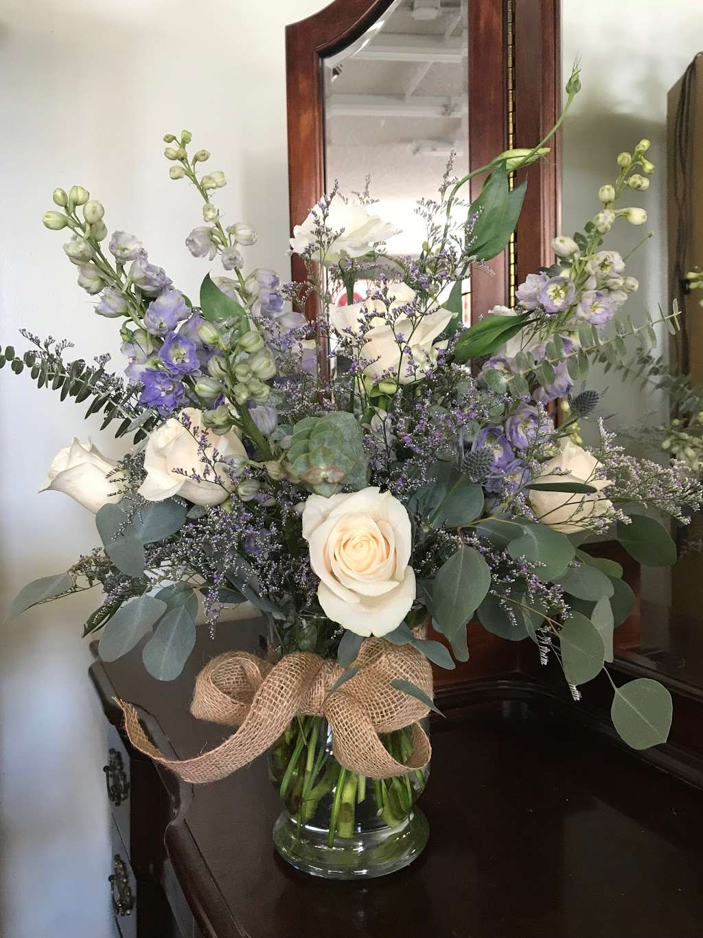 Lavender Memory Flowers & Gifts | 18947 Magnolia St, Fountain Valley, CA 92708, USA | Phone: (714) 234-4182