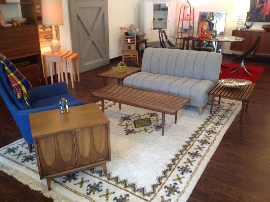 Vintage Repurposed | 5533 Chestnut St, Emmaus, PA 18049 | Phone: (610) 217-1607