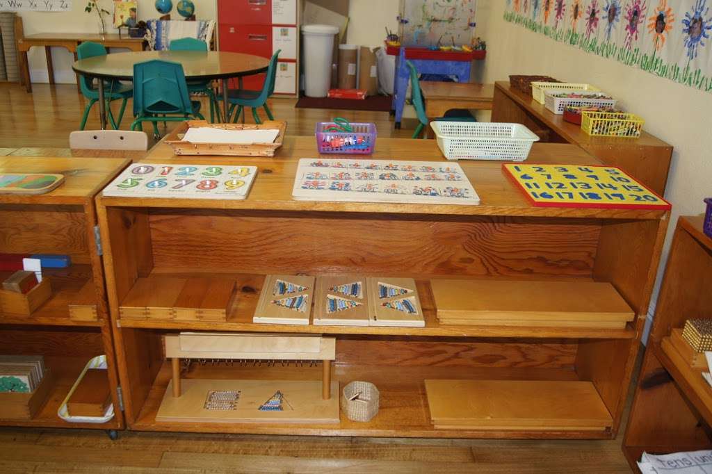 Montessori School of Linda Mar, Inc. | 1666 Higgins Way, Pacifica, CA 94044, USA | Phone: (650) 355-7272