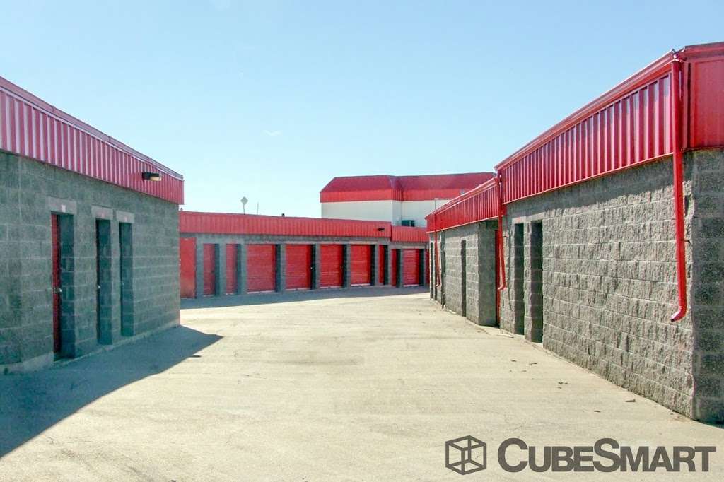 CubeSmart Self Storage | 15413 E 18th Ave, Aurora, CO 80011 | Phone: (303) 344-2429