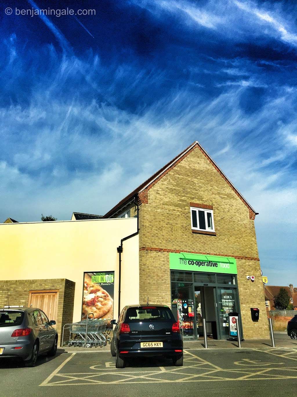 Co-op Food - Flitch Green - Hallett Road | 24 Hallett Rd, Dunmow CM6 3FY, UK | Phone: 01371 820385