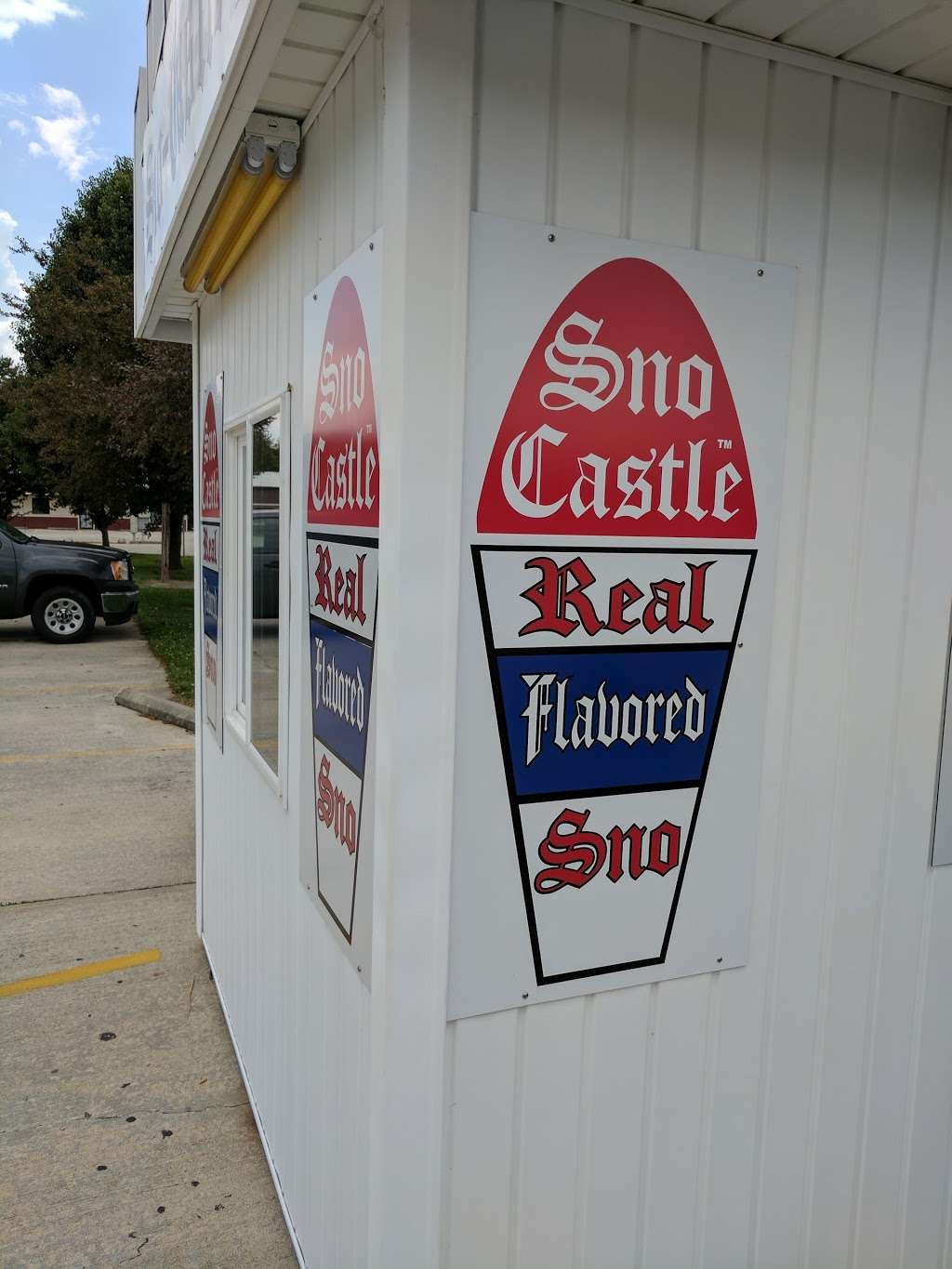 Sno-Castle | 6965 S State Rd 67, Pendleton, IN 46064, USA