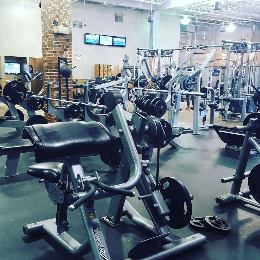 XSport Fitness | 3239 W Belmont Ave, Chicago, IL 60618 | Phone: (773) 509-9900
