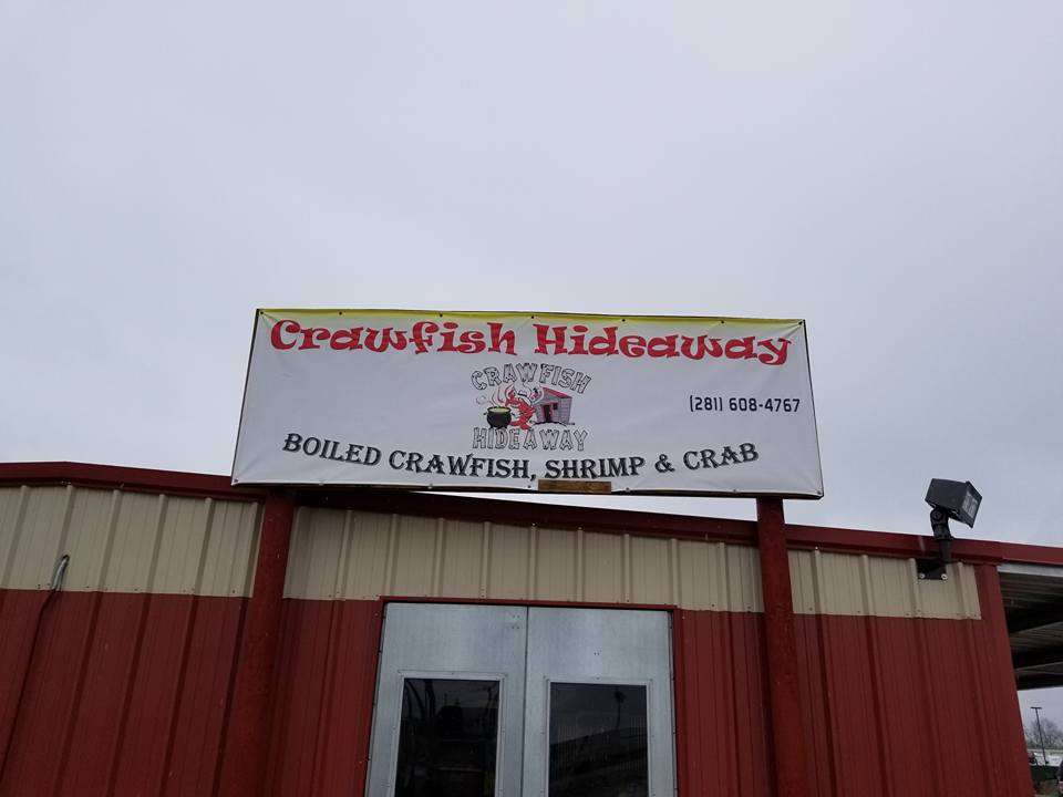 Crawfish Hideaway | 8407 North Farm to Market 565 Road, Baytown, TX 77523, USA | Phone: (281) 608-4767