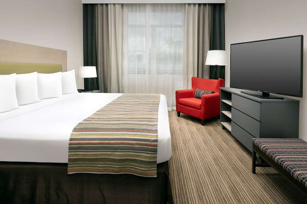 Country Inn & Suites by Radisson, Houston Intercontinental Airpo | 20611 Highway 59 North, Humble, TX 77338, USA | Phone: (281) 446-4977