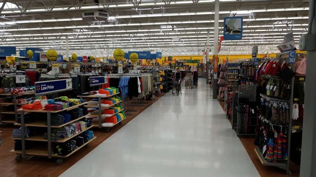 Walmart Supercenter | 1819 Geneva St, Delavan, WI 53115, USA | Phone: (262) 740-1815