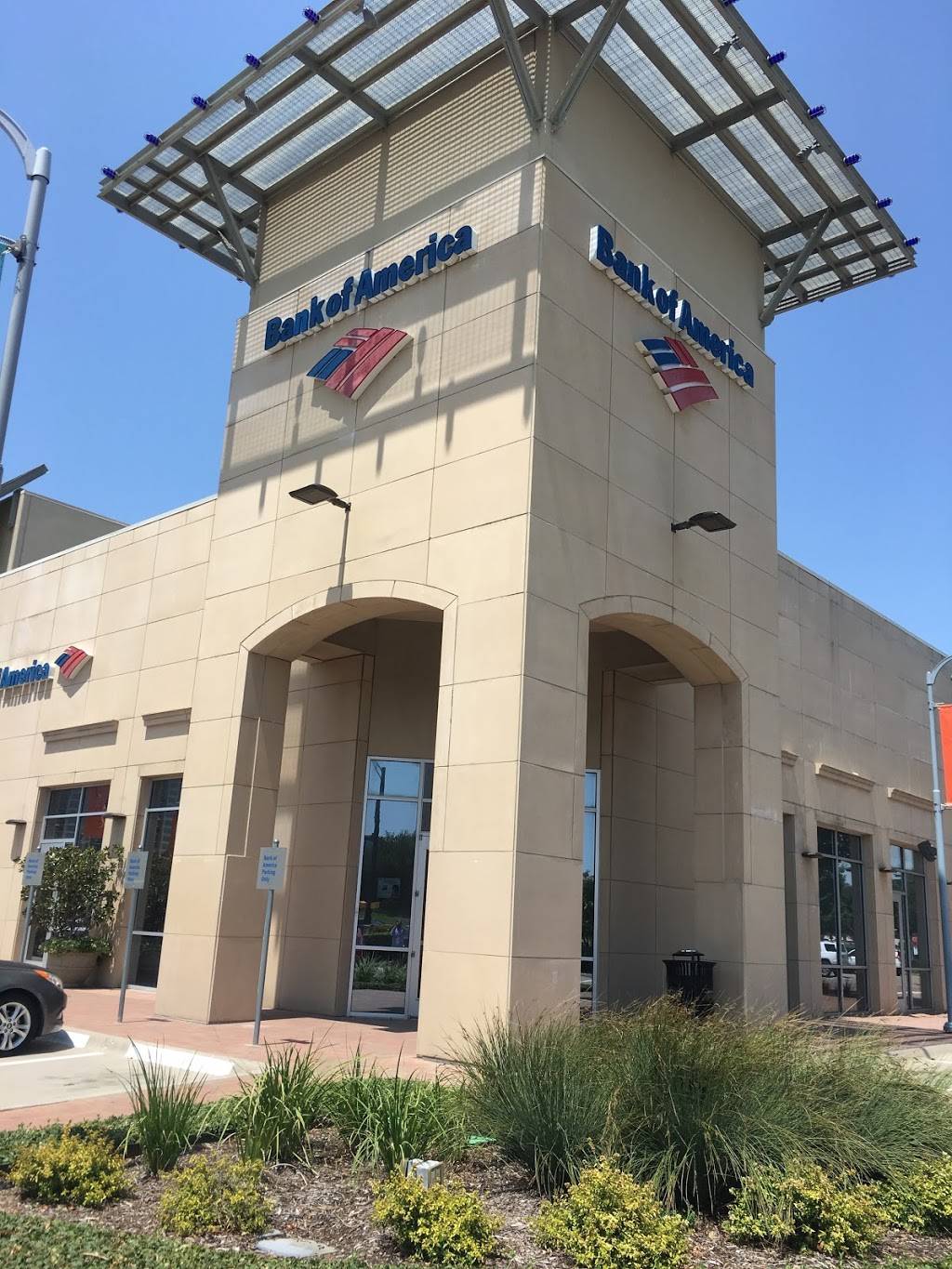 Bank of America (with Drive-thru services) | 5701 Legacy Dr, Plano, TX 75024, USA | Phone: (972) 673-4180