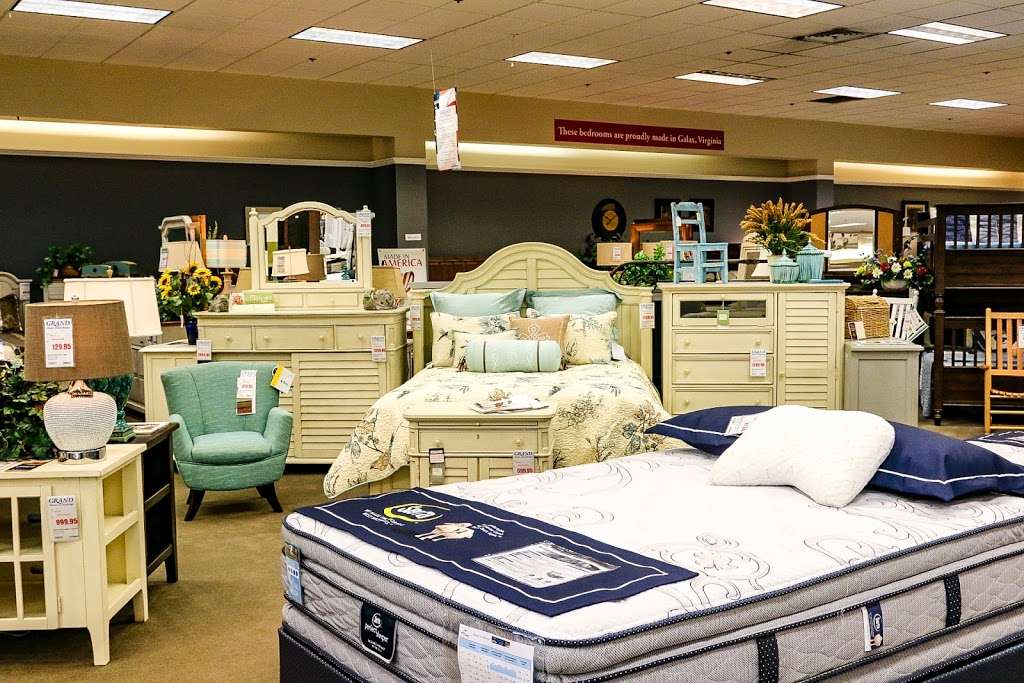 Grand Home Furnishings | 1829 S Loudoun St, Winchester, VA 22601, USA | Phone: (540) 662-0912