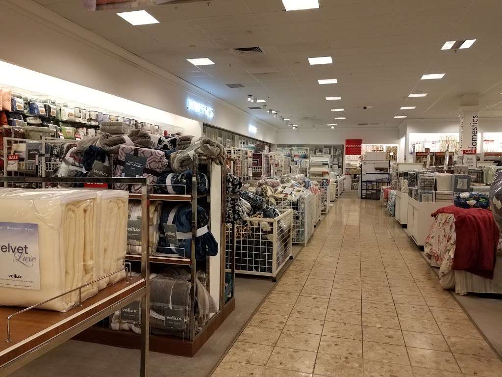 Boscovs | 121 Palmer Park Mall, Easton, PA 18045 | Phone: (610) 250-2772