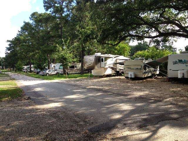 Tomball RV Park | 12706 Boudreaux Rd, Tomball, TX 77375, USA | Phone: (281) 255-3080