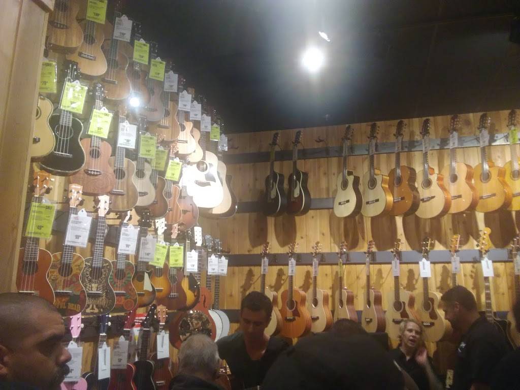 Guitar Center | 3000 Market Pl Dr, Monterey Park, CA 91755, USA | Phone: (323) 278-2052